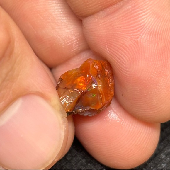 Natural Mexican Fire Opal Specimen Prism With An Array Of Natural Shapes - Picture 6 of 10